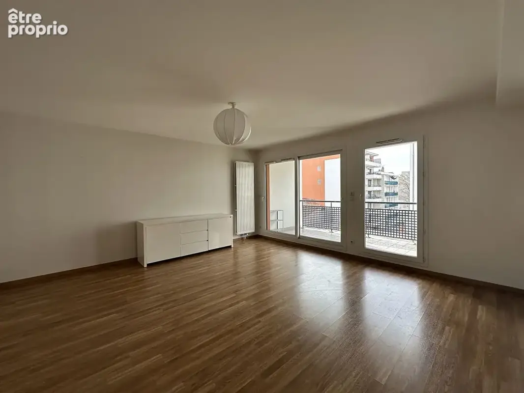 T3 de 68 m² avec terrasse / Résidence Maupassant / Proche centre-ville - photo 2