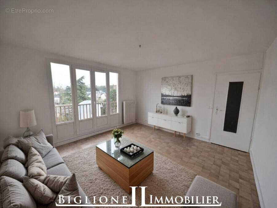 Appartement à COUBRON