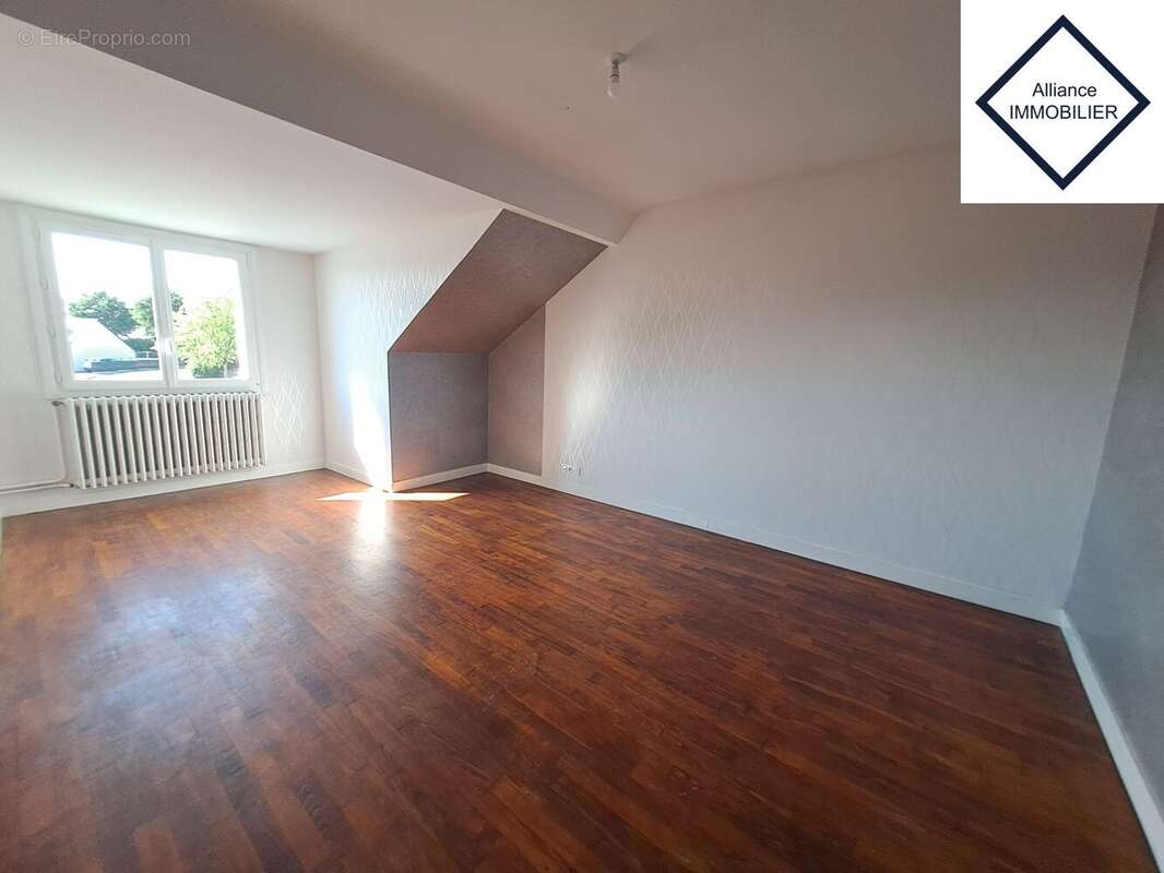 Maison 132 m² à Montauban-De-Bretagne  - photo 9