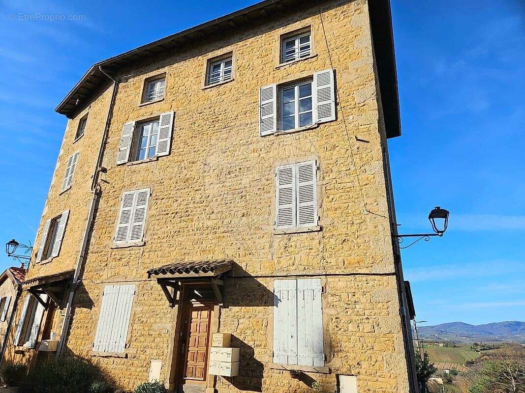 Appartement à POMMIERS