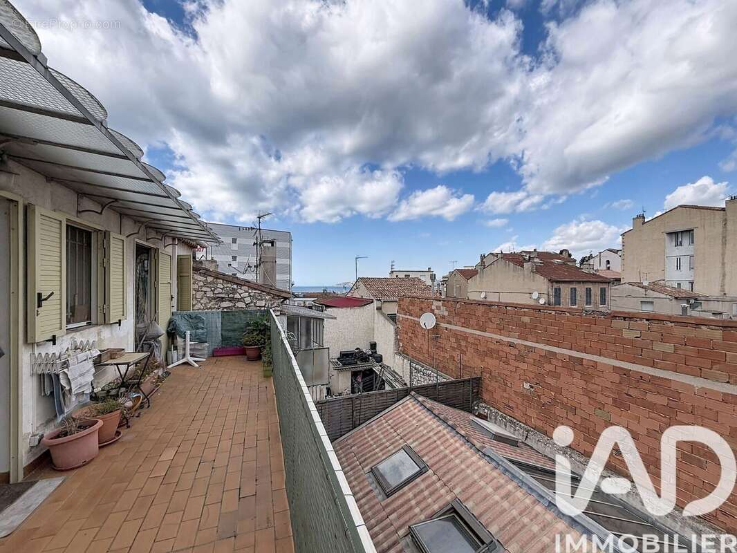 Photo 2 - Maison à MARSEILLE-15E