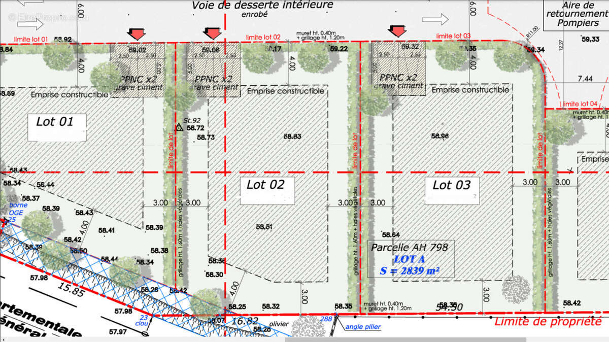 Terrain à LA FARE-LES-OLIVIERS