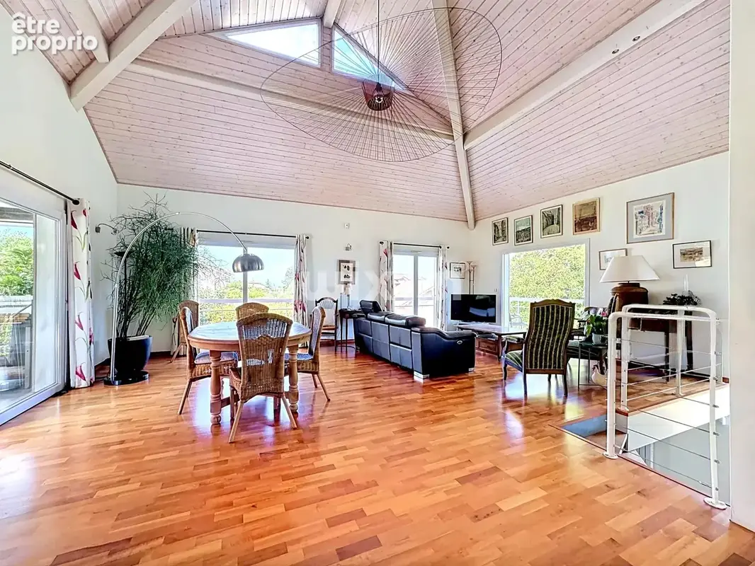 Maison familiale de 170m2 avec vue lac - Evian-Les-Bains - photo 2