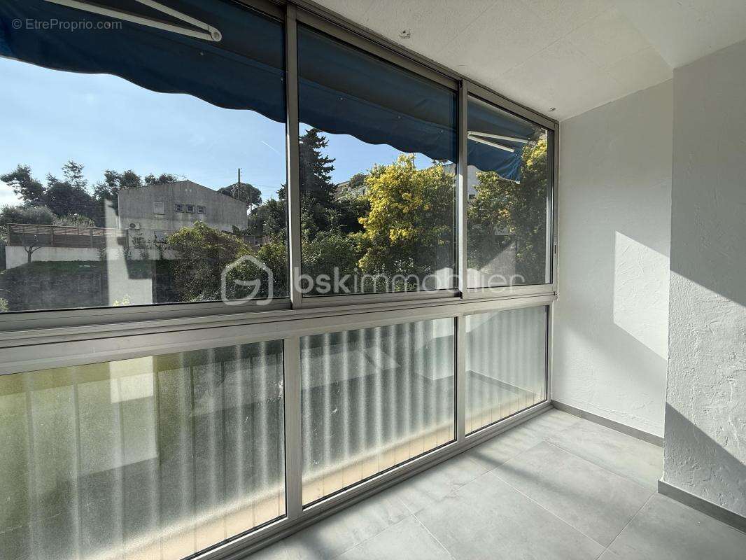 Appartement à MANDELIEU-LA-NAPOULE