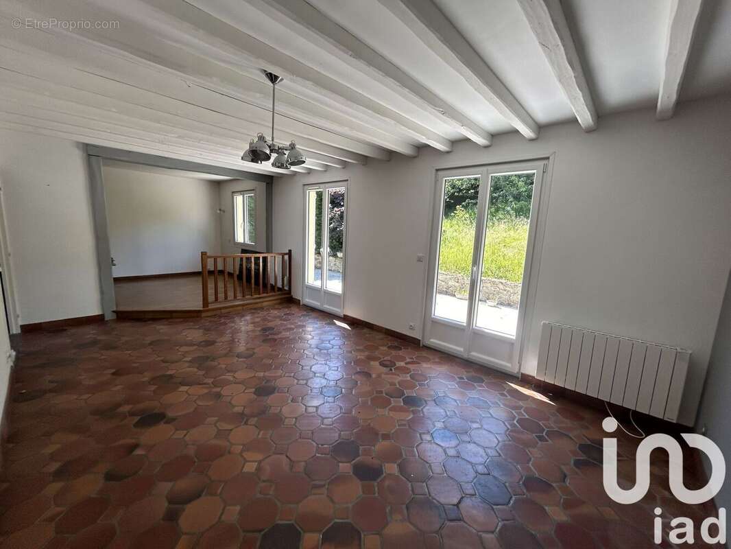 Photo 2 - Maison à NOGENT-L'ARTAUD