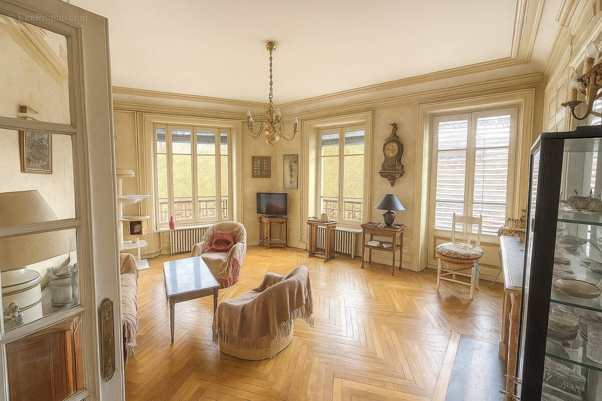 Appartement à LYON-9E