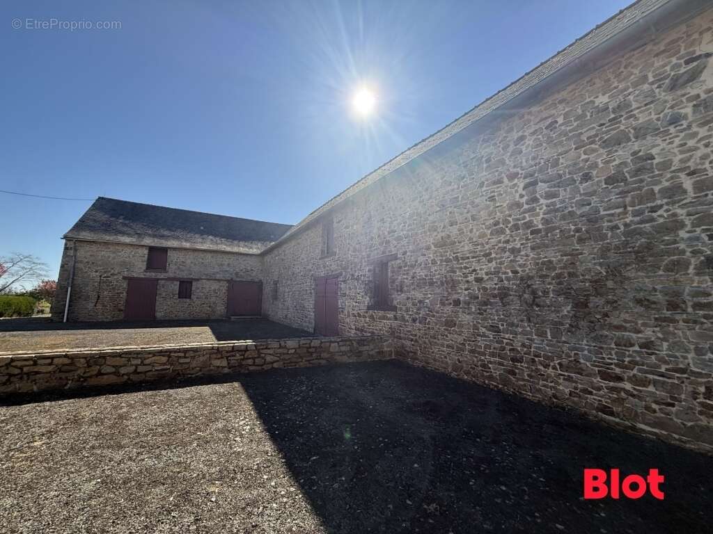 Maison à MARTIGNE-FERCHAUD