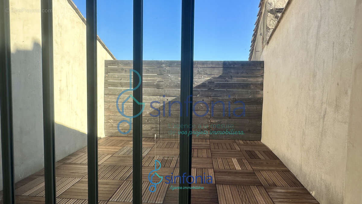 Appartement à UZES