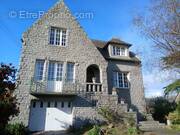 Maison à PONTRIEUX