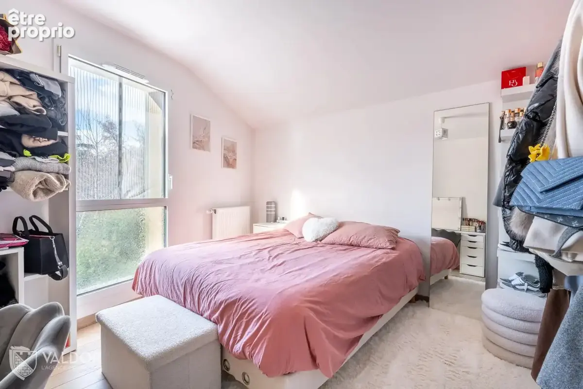 Maison contemporaine 123m2 - T5 - 4 chambres - jardin 202m2 - photo 9