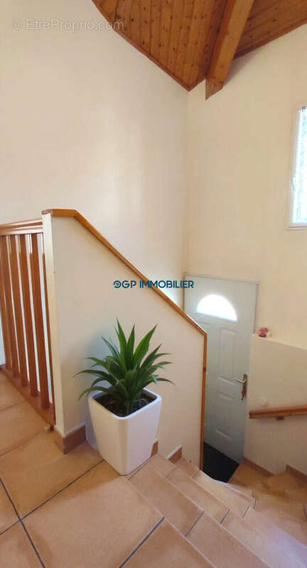 Maison à BRUGUIERES