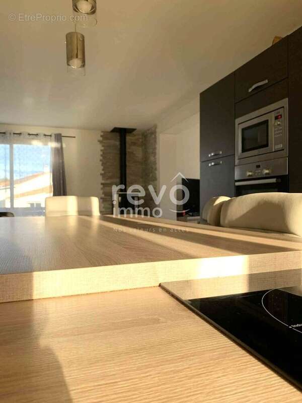 Maison à SAINT-LAURENT-SUR-SEVRE