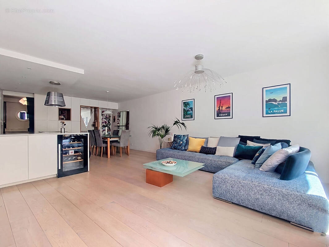 Appartement à PARIS-2E