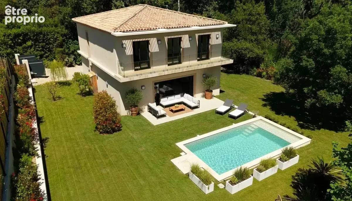 Maison à MOUGINS