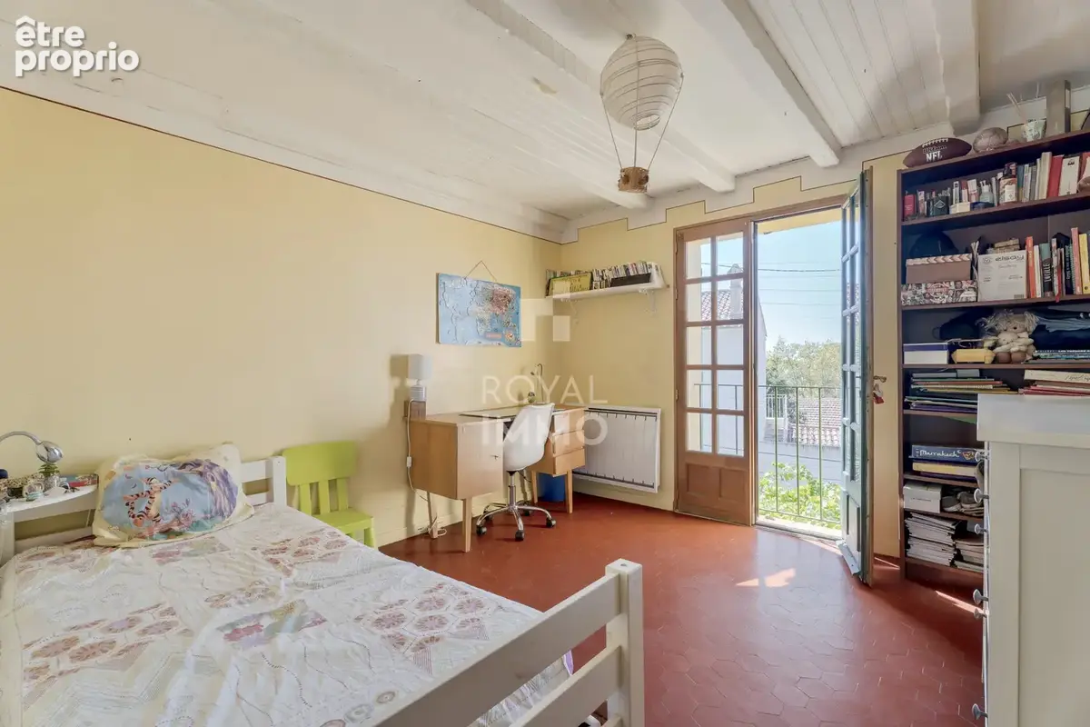 Valbourdin - maison de charme 120 m2 avec vue mer et piscine - photo 9