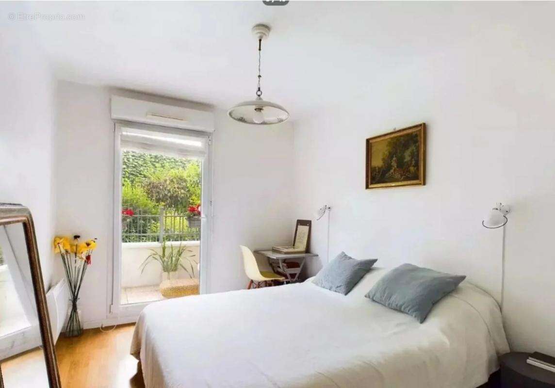 Appartement à SURESNES