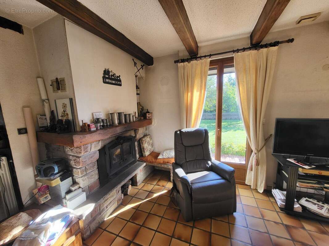 Maison à TUCQUEGNIEUX