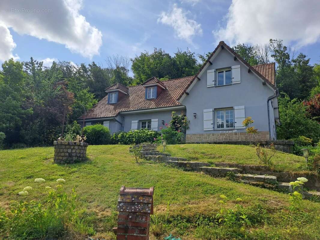 Maison à HUCQUELIERS