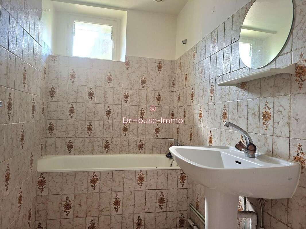 Maison à GUEMENE-PENFAO