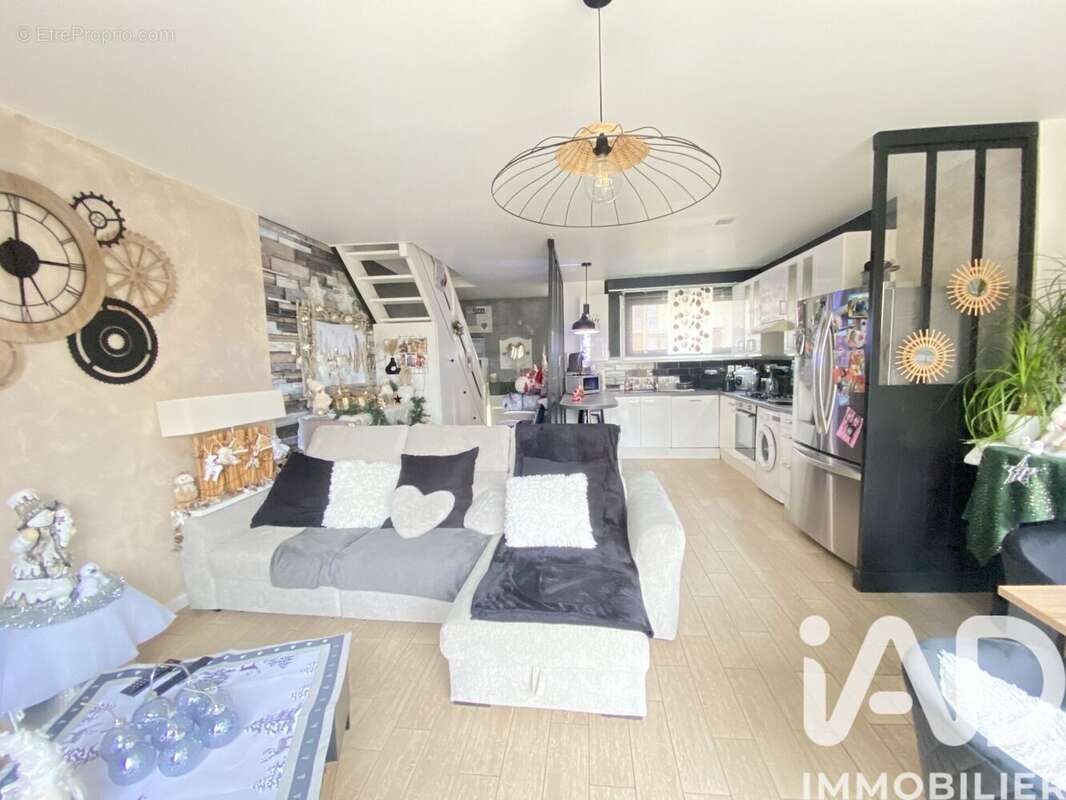 Photo 5 - Appartement à BRIE-COMTE-ROBERT