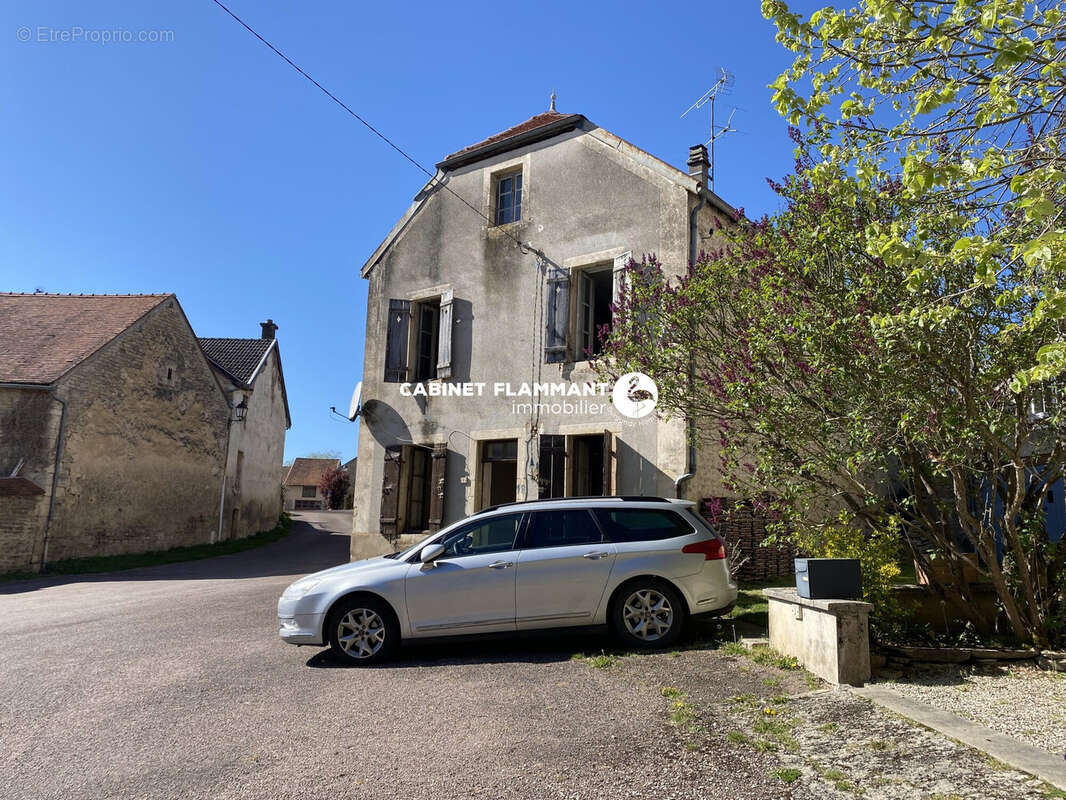 Maison à VENAREY-LES-LAUMES