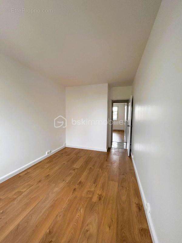 Appartement à CORBEIL-ESSONNES