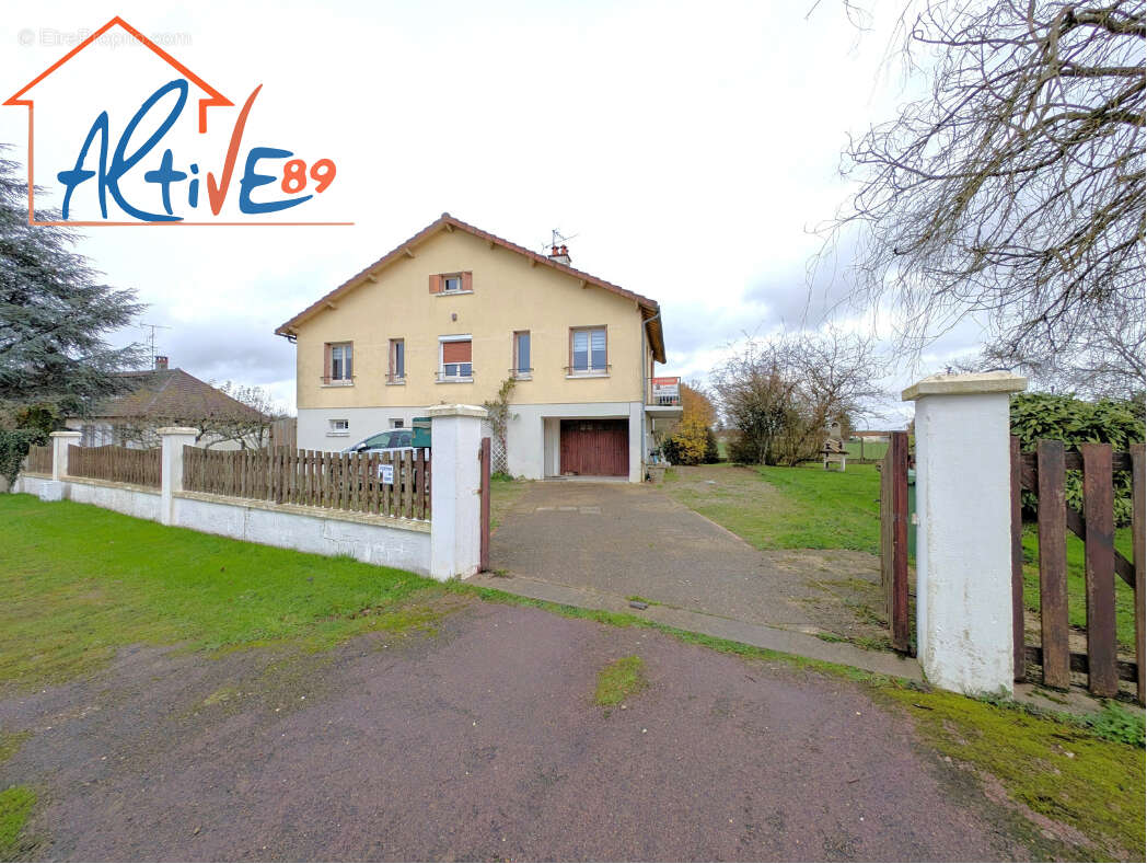 Maison à CHARNY