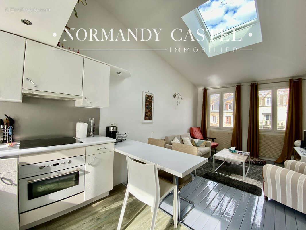 Maison à TROUVILLE-SUR-MER