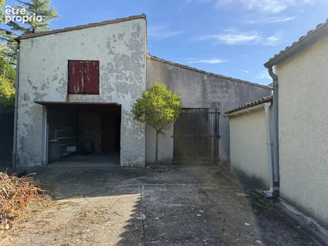 Gargas, maison individuelle de plain-pied avec jardin, terrasse et dépendance - photo 7