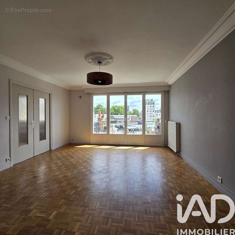 Appartement 84 m² à Tours  - photo 2