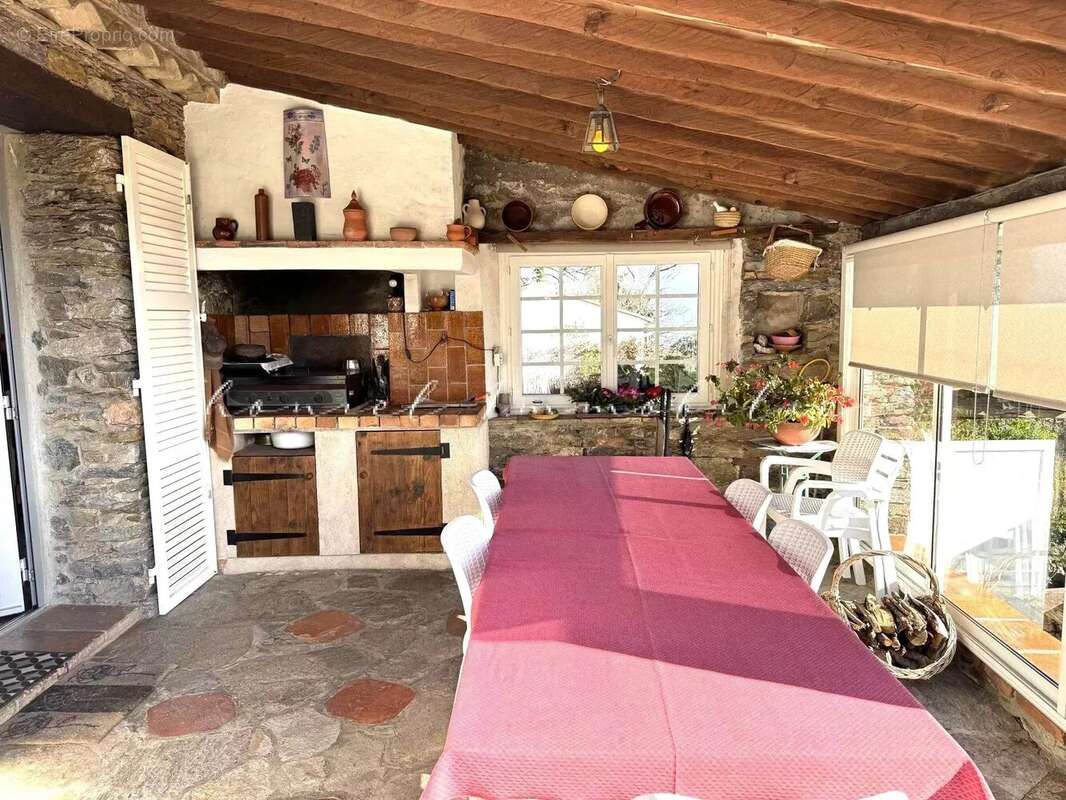 Maison à LA GARDE-FREINET