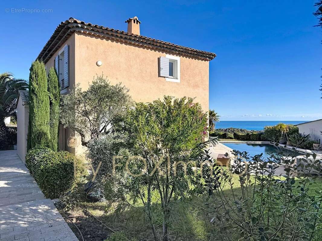 Maison à VILLENEUVE-LOUBET