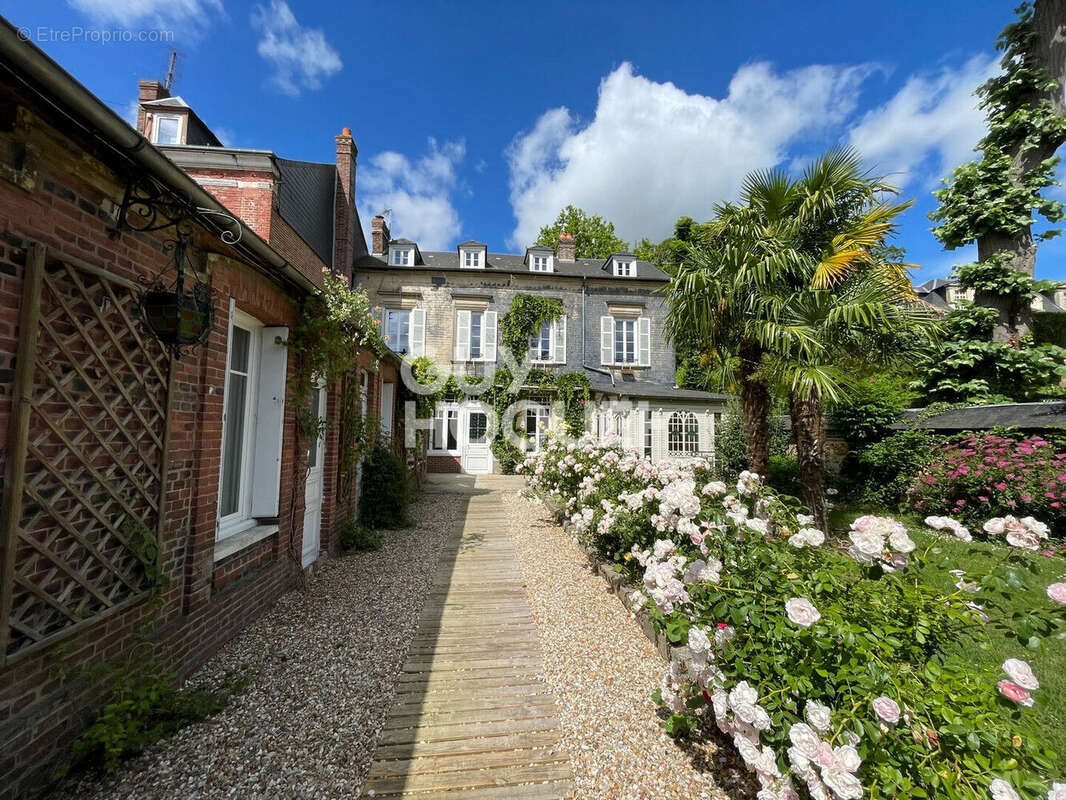 Maison à BERNAY