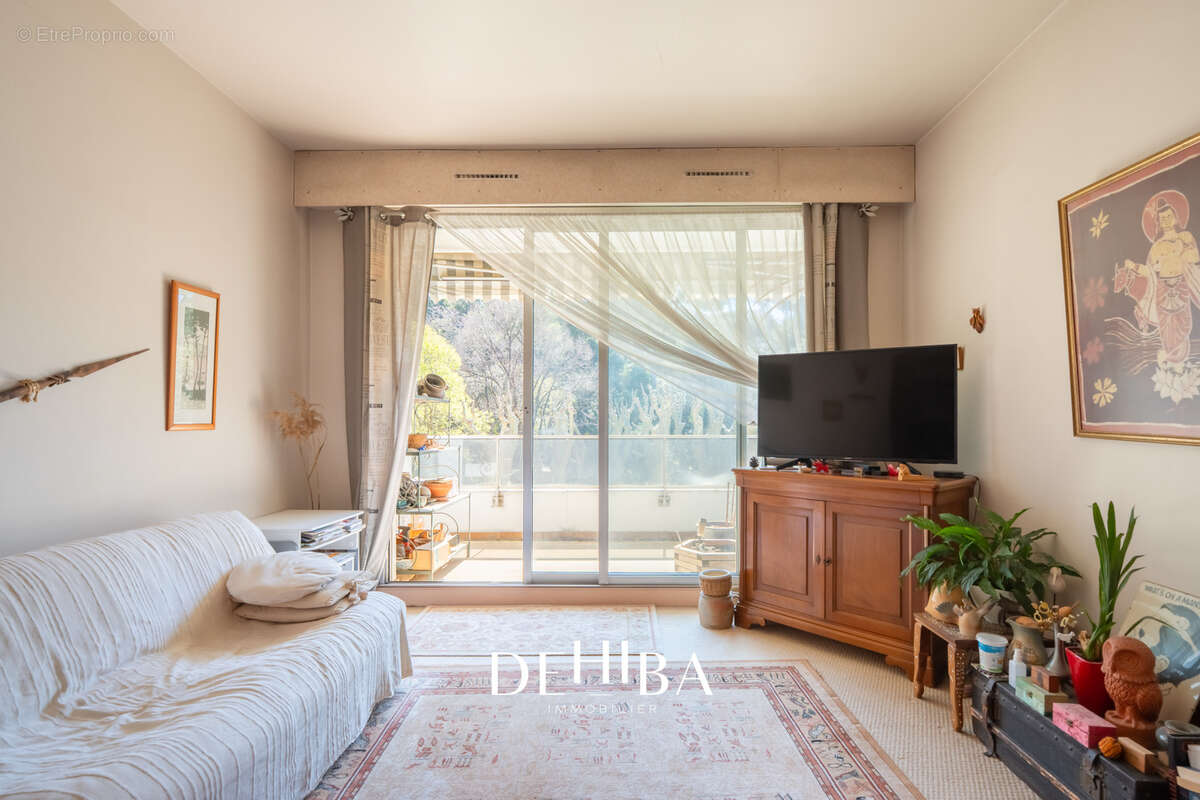 Appartement à MARSEILLE-8E