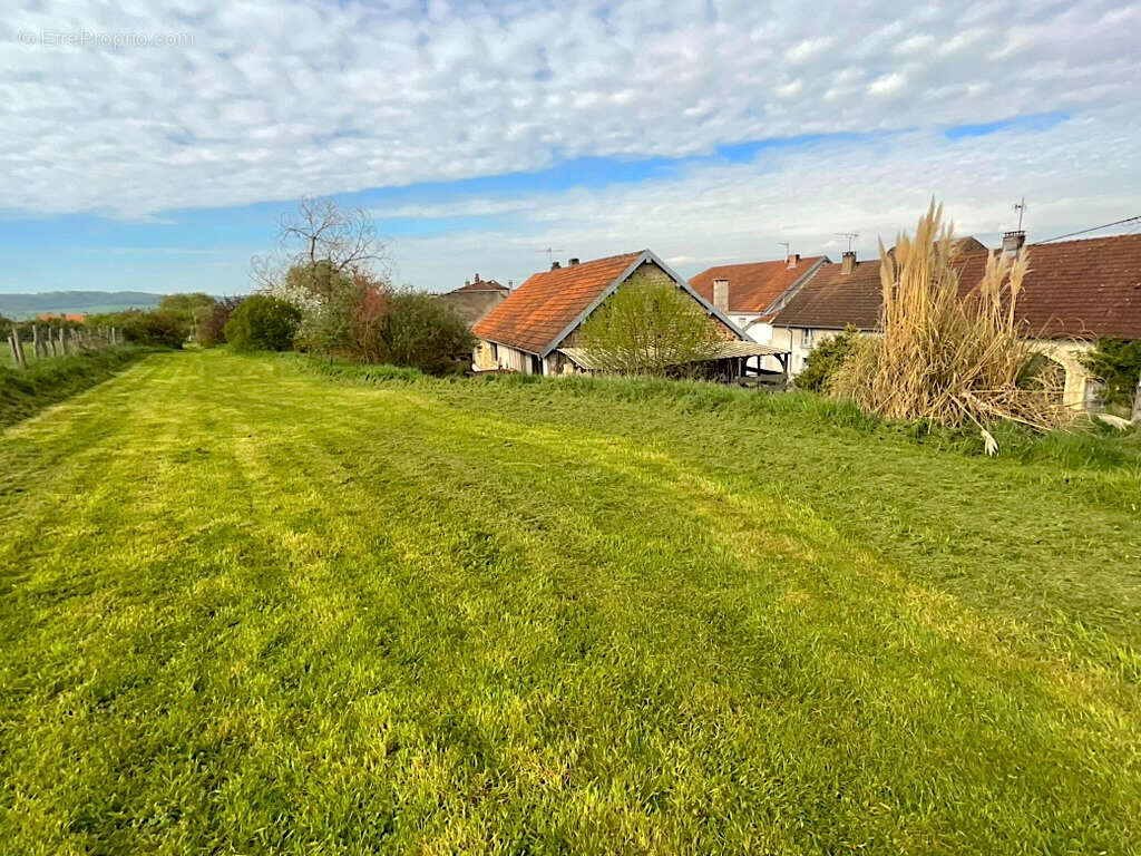 Maison à BAULAY