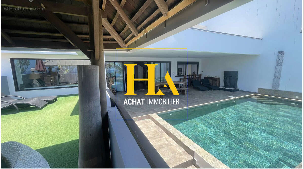 Maison à SAINT-PIERRE