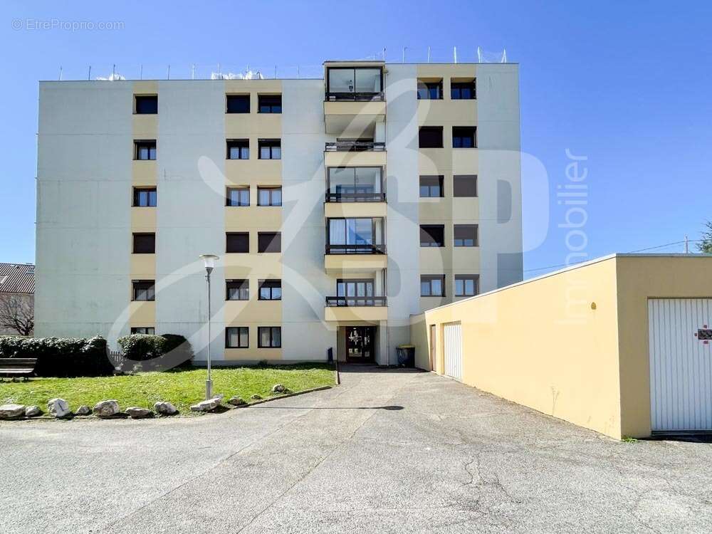 Appartement T4 - Appartement à RIVES