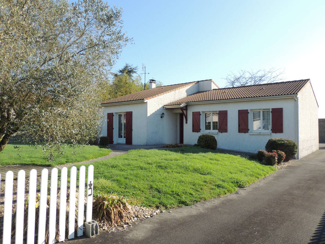 Maison à SAINT-MARTIN-DES-NOYERS