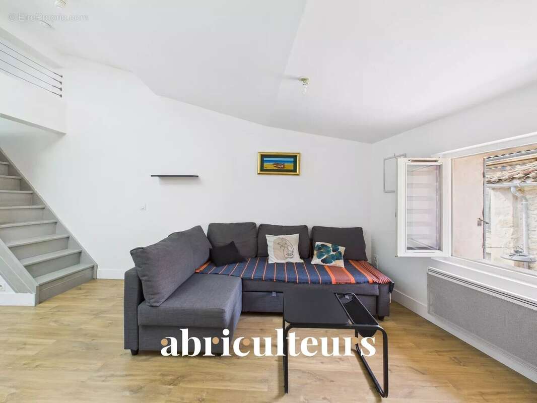 Appartement à LAMBESC