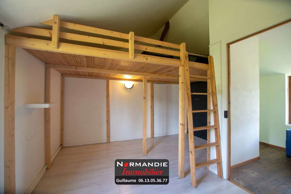 Maison à SAINT-MARTIN-DE-BOSCHERVILLE