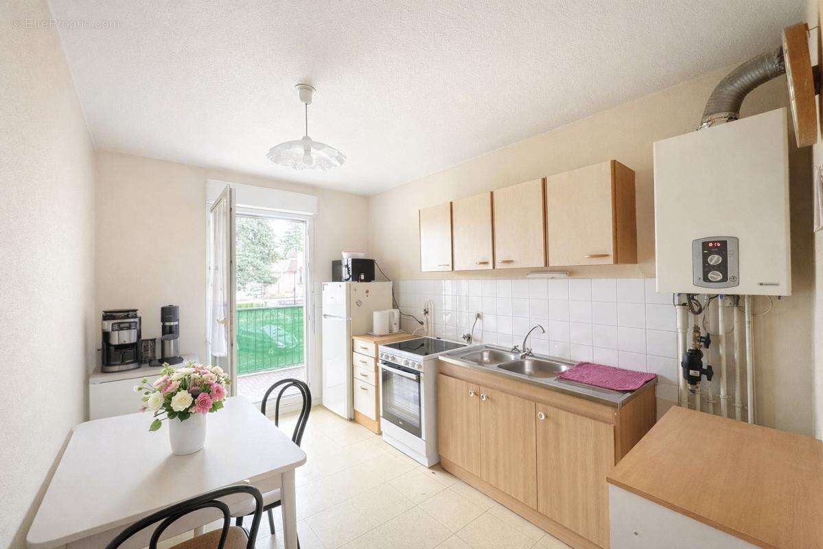 Appartement à SAINT-QUENTIN-FALLAVIER