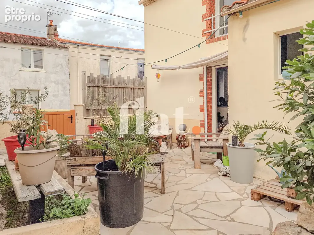 Maison centre-bourg - 84 m2 - deux chambres (possibilité 3) - jardin - garage - photo 23