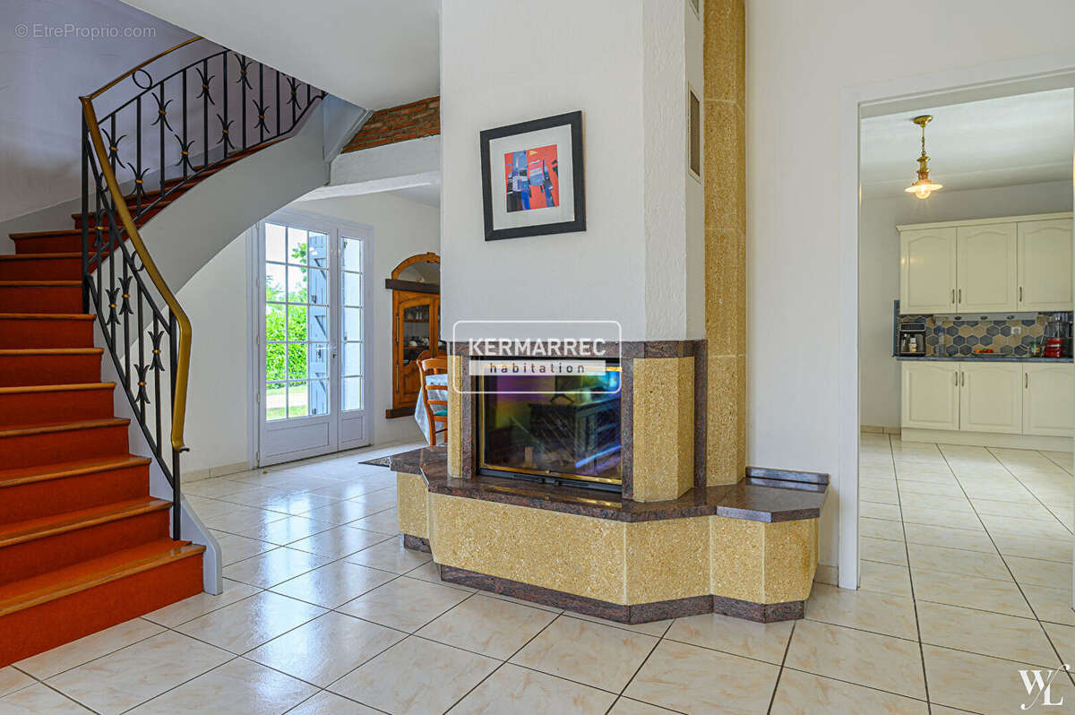 Maison à SAINT-PIERRE-DU-MONT