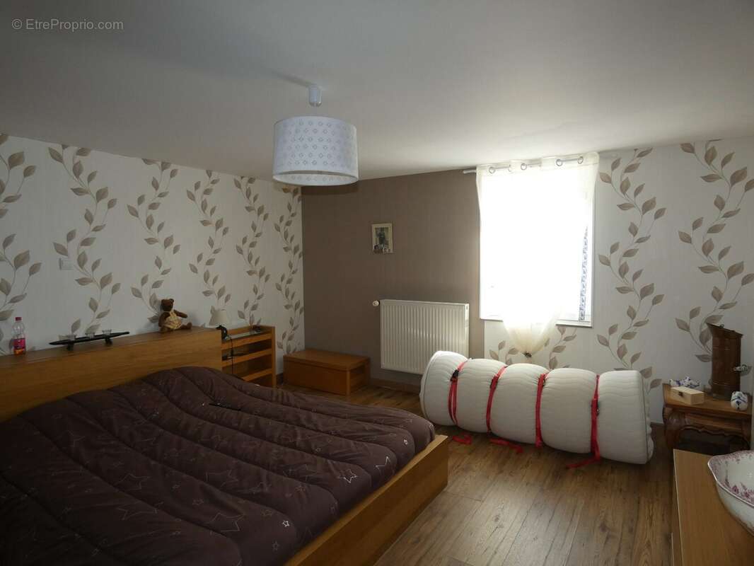 Maison à CHENERAILLES