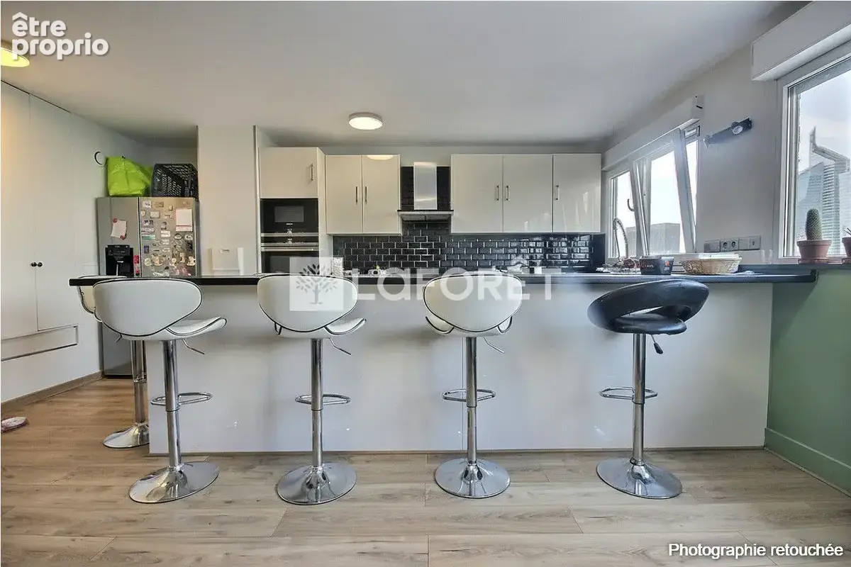 Appartement Courbevoie 4 pièce(s) 90 m2 - photo 7