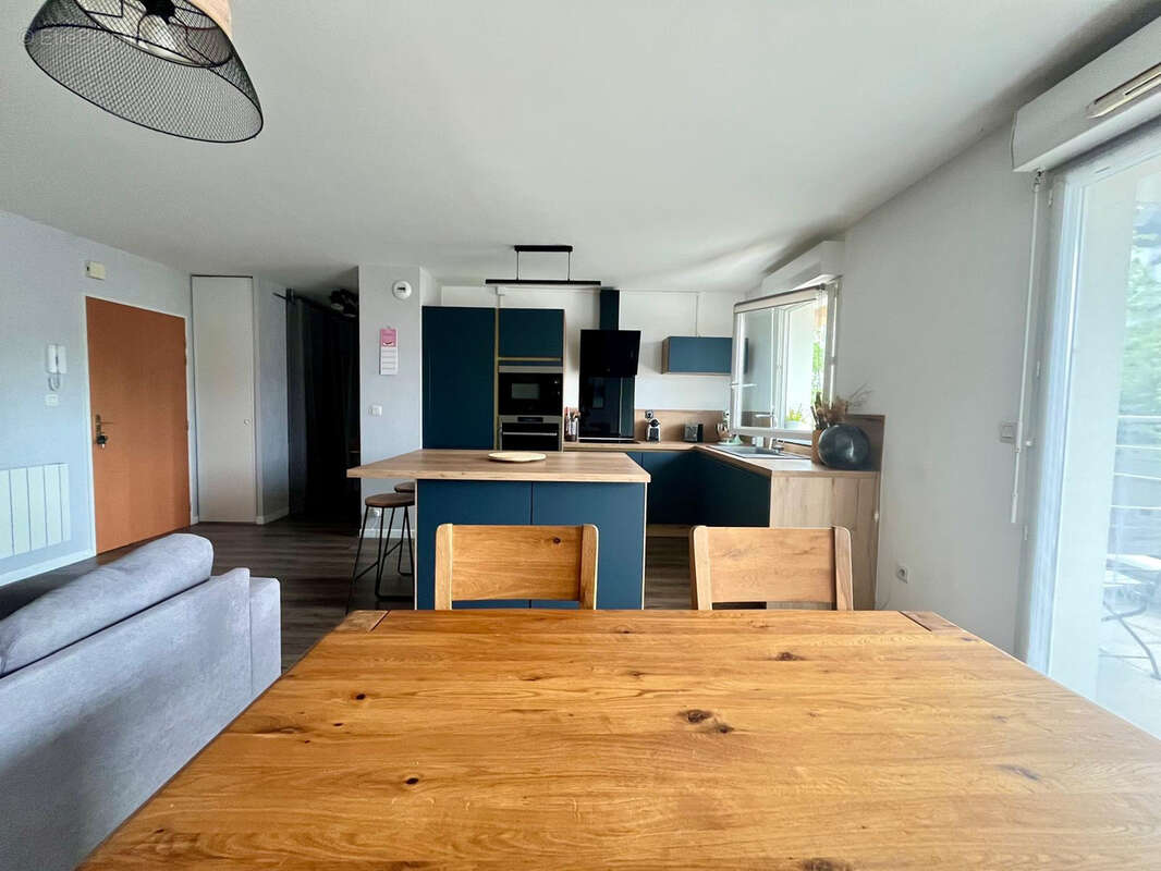 Appartement à LA RICHE