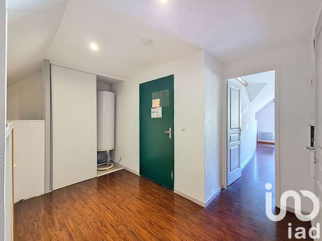 Photo 7 - Appartement à BESSE-ET-SAINT-ANASTAISE