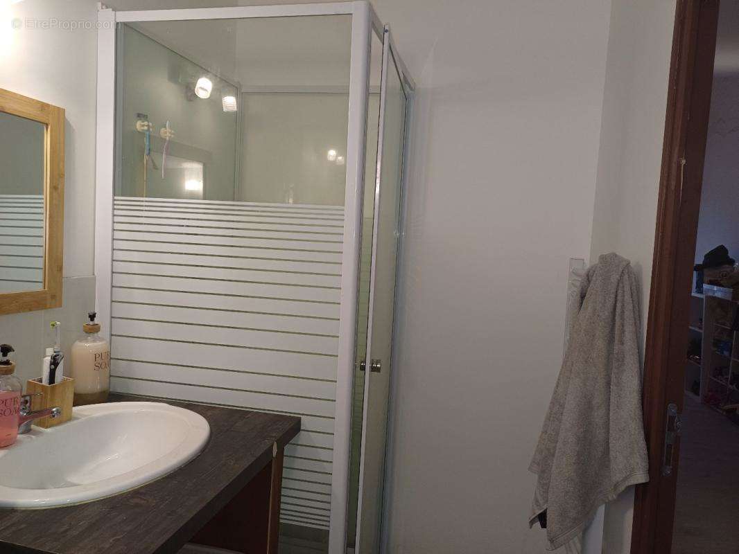 Maison à LEZIGNAN-LA-CEBE