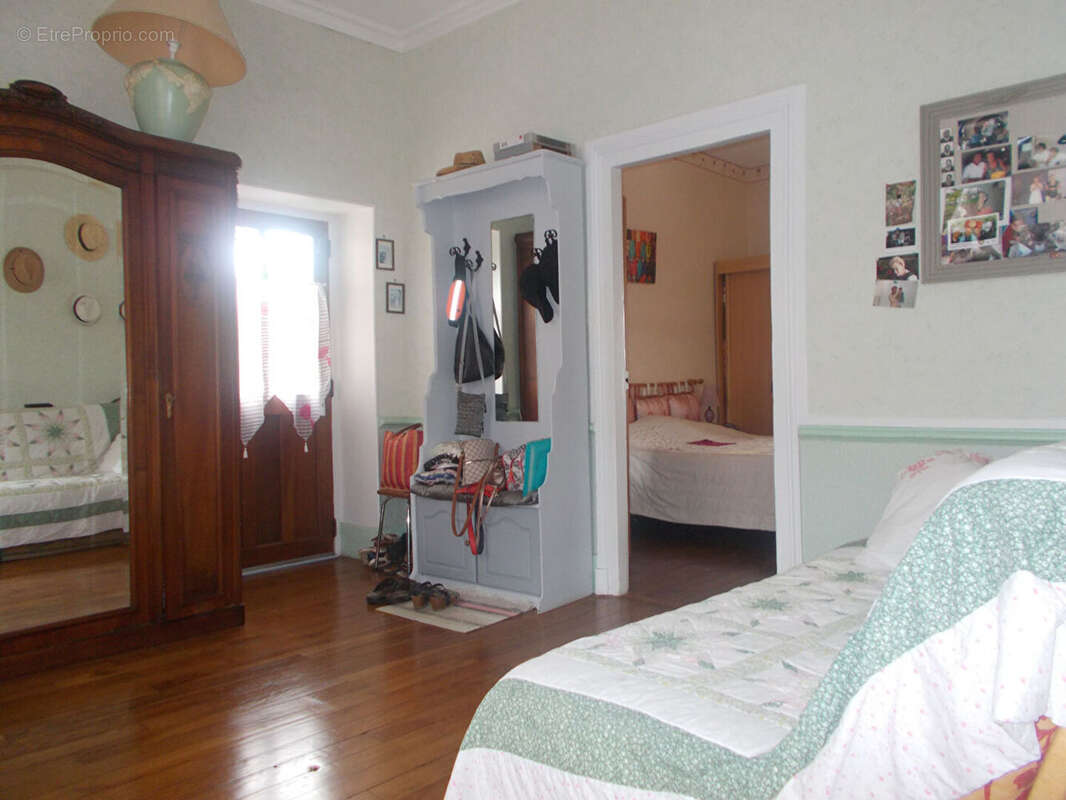 Maison à LE CREUSOT