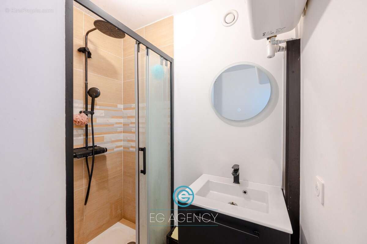 Appartement 47 m² à Marseille-9e  - photo 6